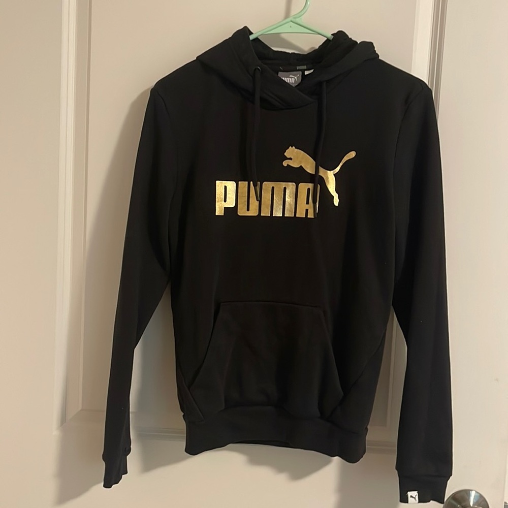 Puma Hoodie (black) Women’s Small